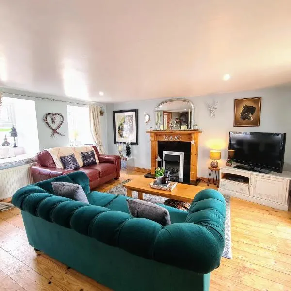 Cute Quirky Cottage, hotel din Llandow