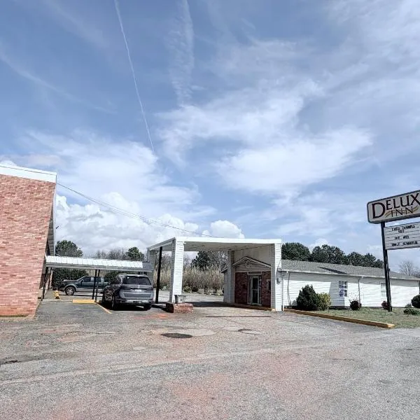 Deluxe Inn, отель в городе Mauldin