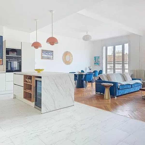 Le Semard- Superbe appartement Hypercentre 4 personnes, hotel a Valence