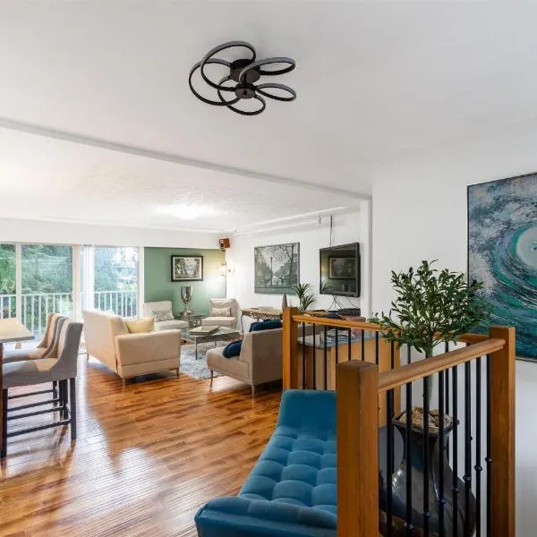 NorthVAN nature living home, Hotel in North Vancouver