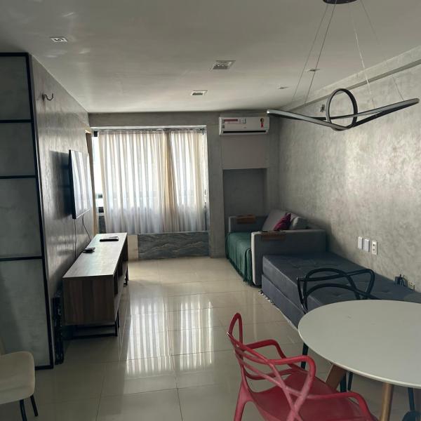 Lindo apartamento a poucos passos da praia. Vem Fortalezear!