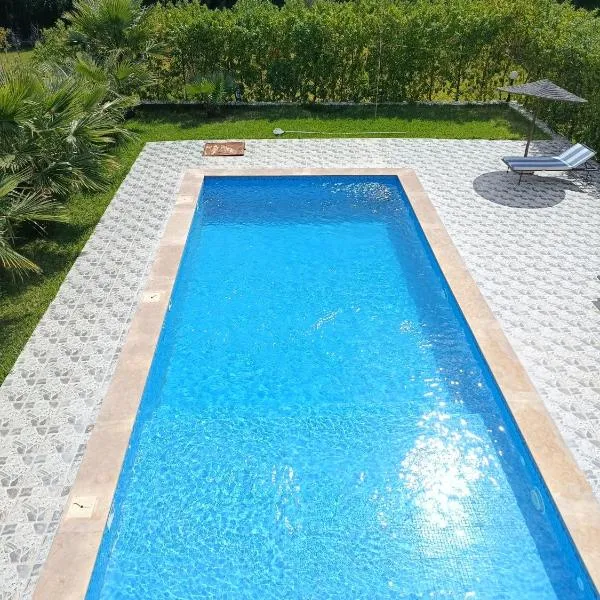 villa soleil 4 chambres vue panoramique avec piscine, hotel in Essaouira