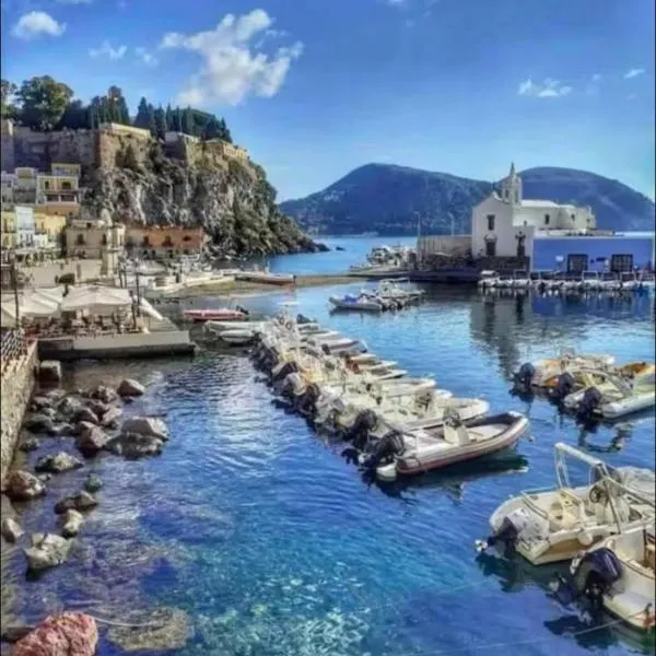 Via Roma 55, hotel em Lipari