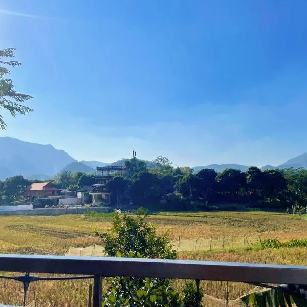 Mai Chau Bamboo Homestay โรงแรมในไหมโจ๋ว
