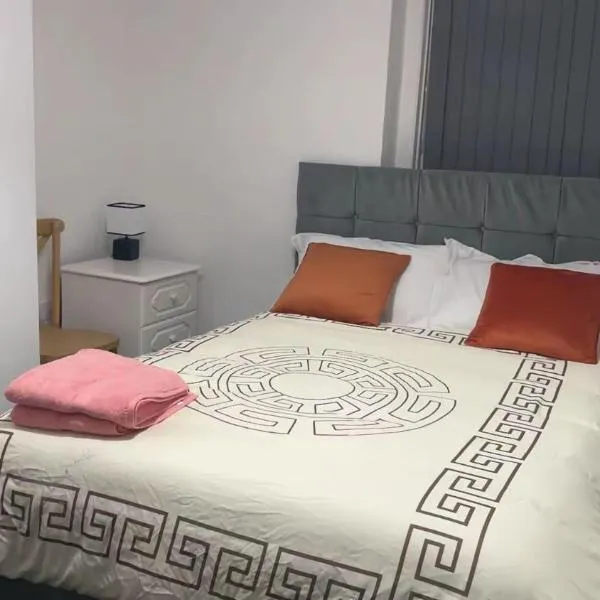 PLUS Properties Westport 1, ξενοδοχείο σε Stoke on Trent