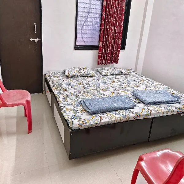 Durga Bhakt Niwas, hotel i Tuljapur