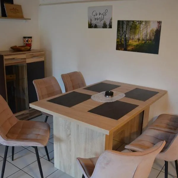 Familienfreundliche Ferienwohnung, hotel em Grasellenbach