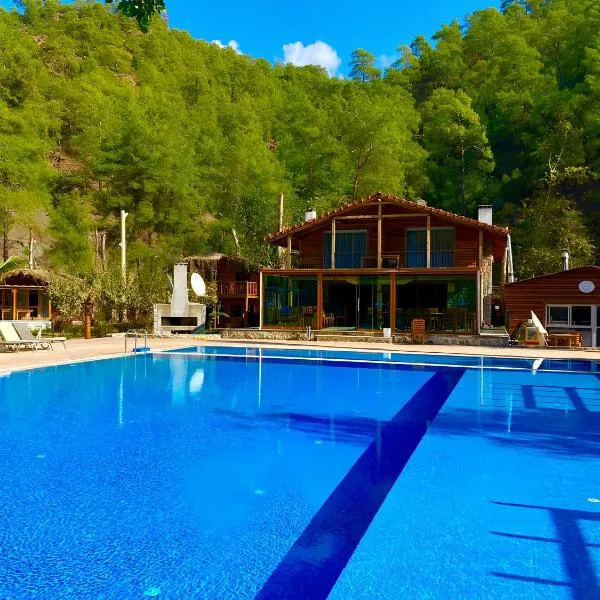 Gizli Cennet Villages Hotel, hotel en Fethiye