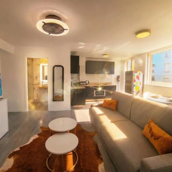 Studio Les Allées, hotel in LʼÎle-Rousse