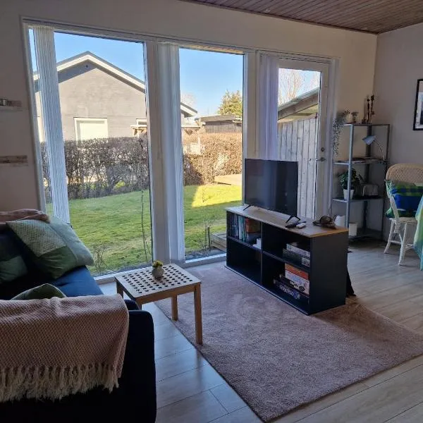 Lillebo fred og ro, хотел в Græsted