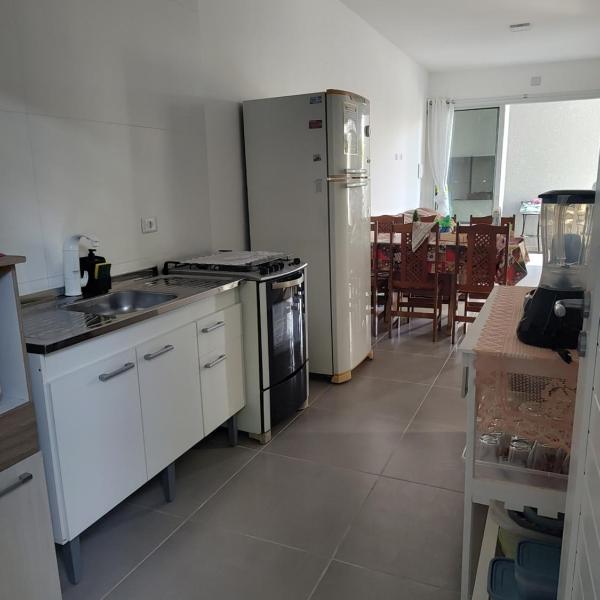 Casa no Litoral para 8 Pessoas com Churrasqueira e Suíte - Foto 4