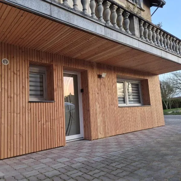 Cottage des Lacs, hotelli kohteessa Puttelange-aux-Lacs