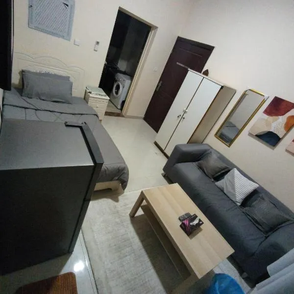 Solo comfort stay 1 – hotel w mieście Al-Ajn