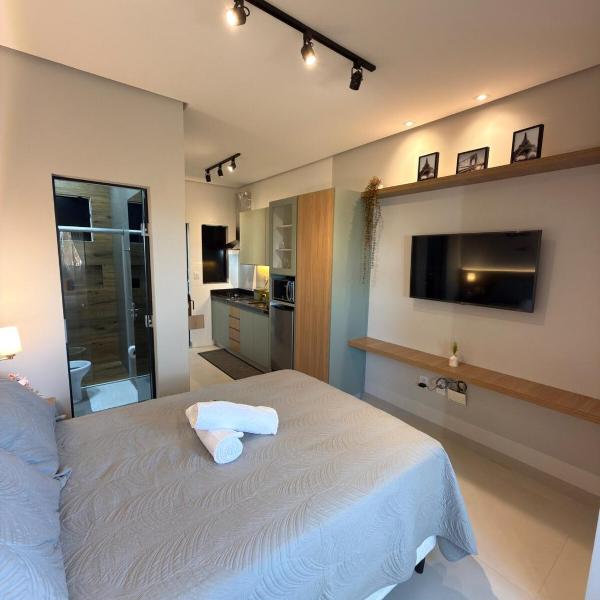 Flat Elegante, Prox ao BH e perfeito para Casais - Ar Cond e WI-FI - Foto 4