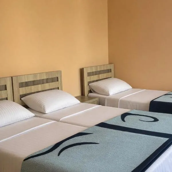 Hotel Jija Gold Kobuleti، فندق في كوبوليتي