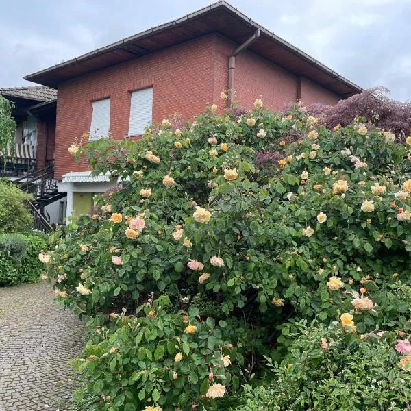 B&B Villa Giardini Susanna、Gatticoのホテル