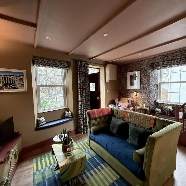 Fourteen Providence, hotel a Calstock