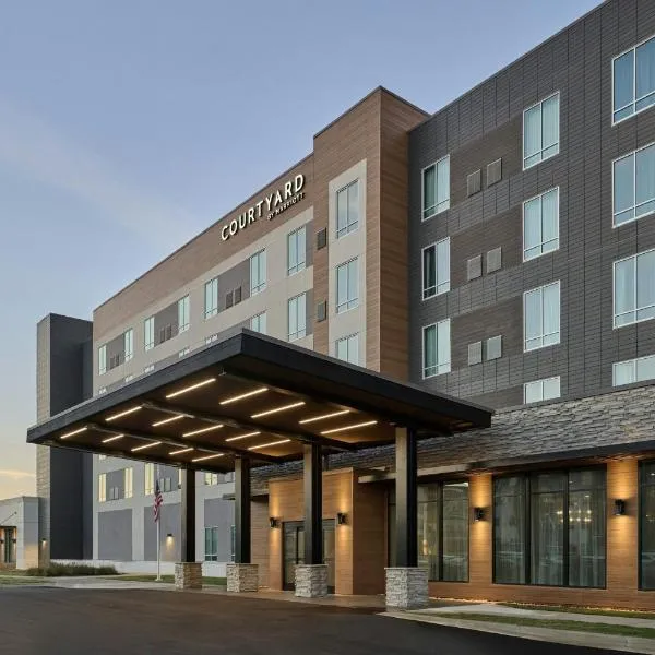 Courtyard by Marriott Madison, Hotel in Madison
