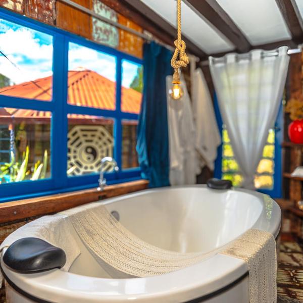 OctoCabana com banheira e mirante privativo
