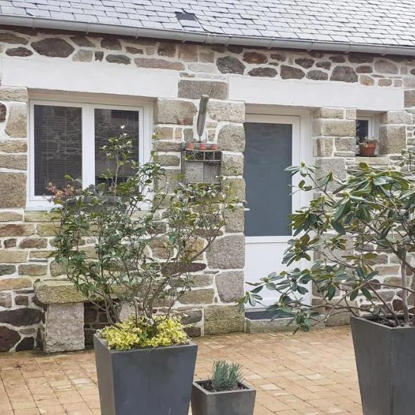 La maison de poupées, hotel Bourseul városában