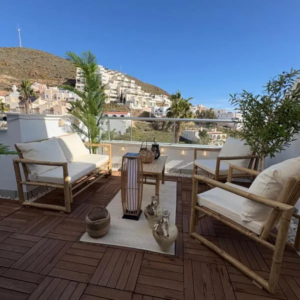 Casa Alfonso Terraza y piscina, hotel di Carboneras