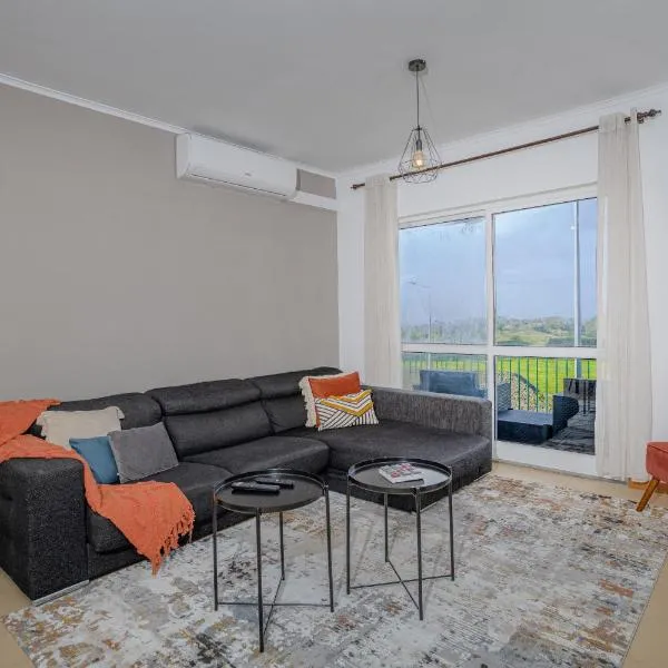Azorina Lodge, hotel in Ponta Delgada