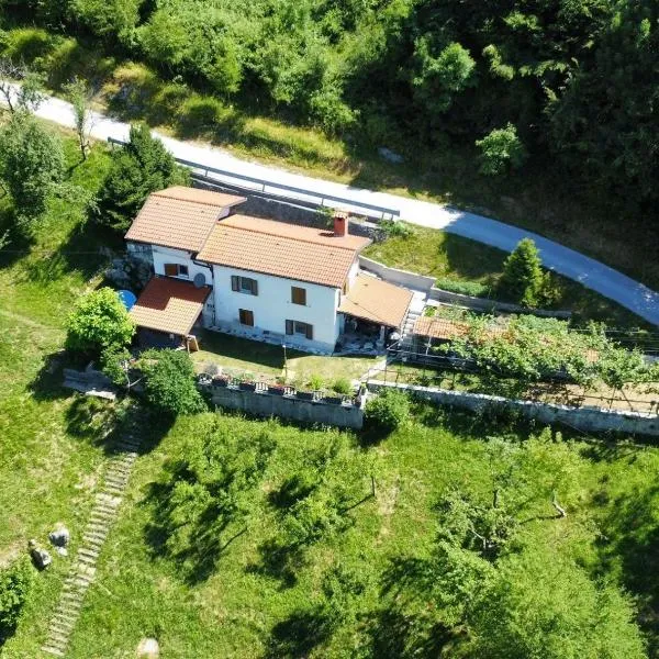 Apple & Pear: Ročinj şehrinde bir otel