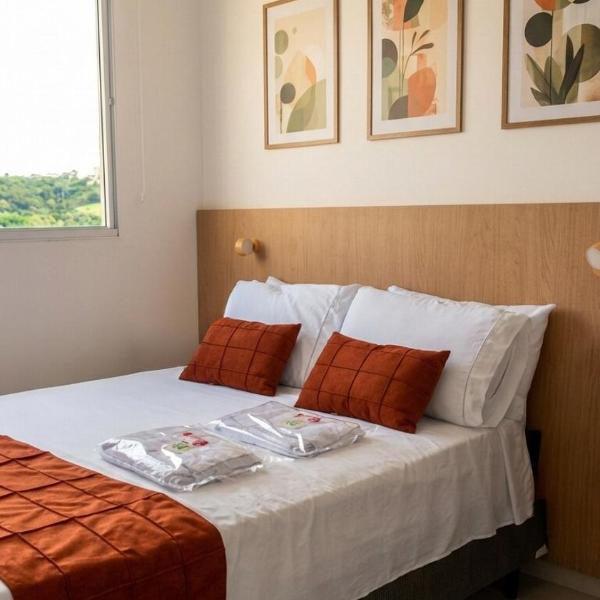 Apartamento novo com piscina 2 quartos self check-in perto do shopping - Foto 4