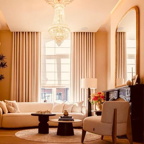 DEUXHOMMES Boutique B&B Massage&Spa, hotelli kohteessa Hasselt