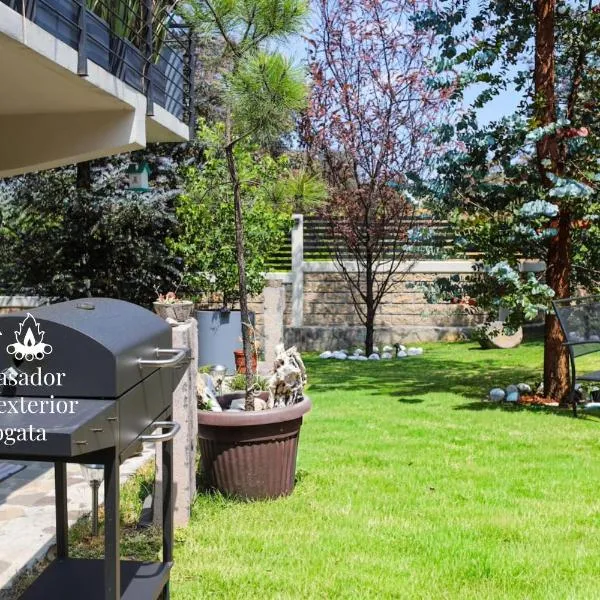 ValZur Hospedaje-Habitación Acacias, hotel in Villa del Carbón