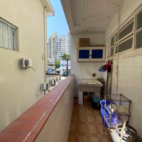 Apto Guarujá Praias Astúrias e Tombo - Foto 3
