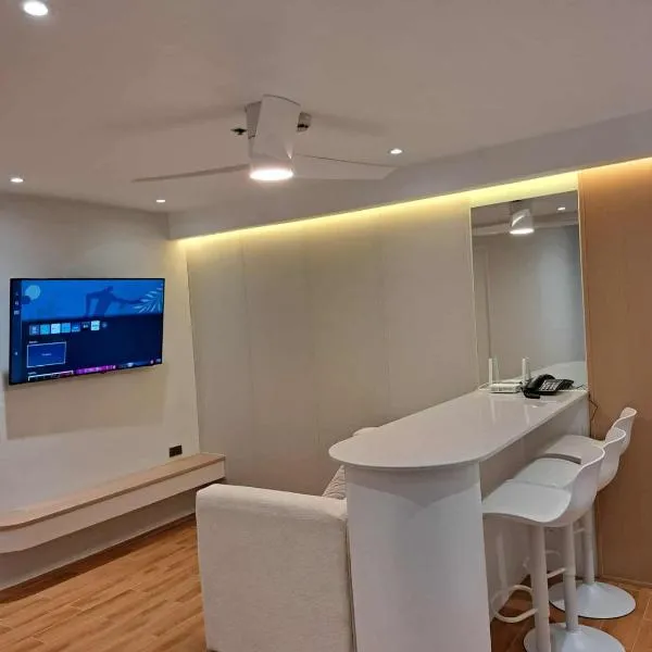 3BR Condo Near Davao Airport, Samal Ferry, SM Lanang, hotell i Davao City