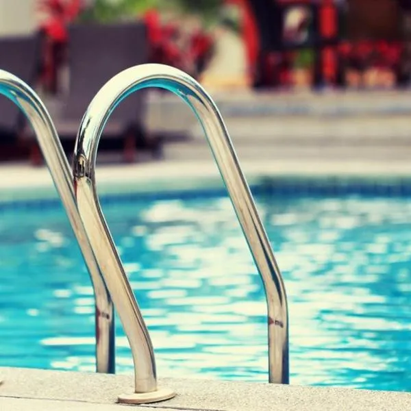 The Art House with Pool, Balcony, WiFi, Mini-Gym, hotel ad Abuja