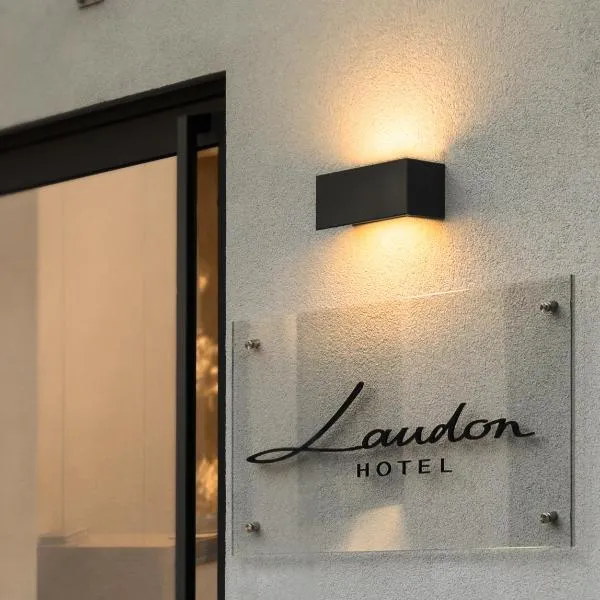 Hotel Laudon, Hotel in Uschhorod