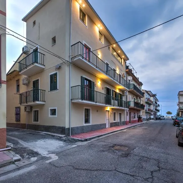Residenza Andrea e Benedetta – hotel w mieście Marina di Schiavonea