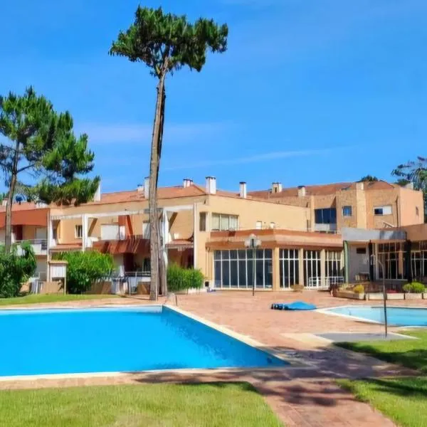 Little Paradise AL - Fão, hotel di Fão