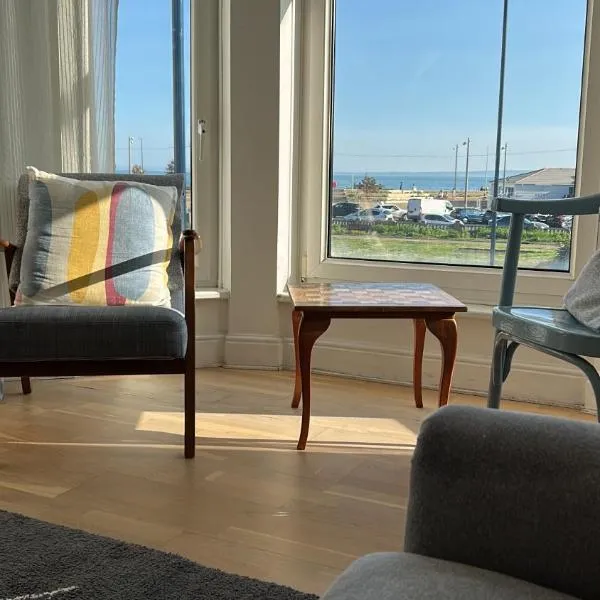 Seaview Retreat & Private Parking، فندق في بورتسماوث
