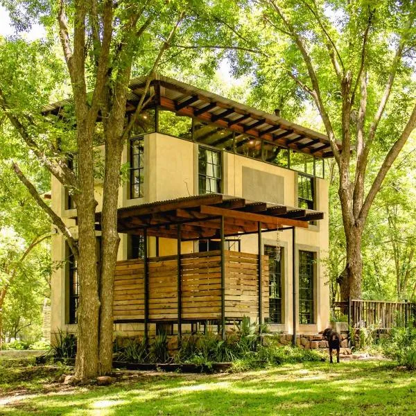 Porcupine House, hotel in Magaliesburg