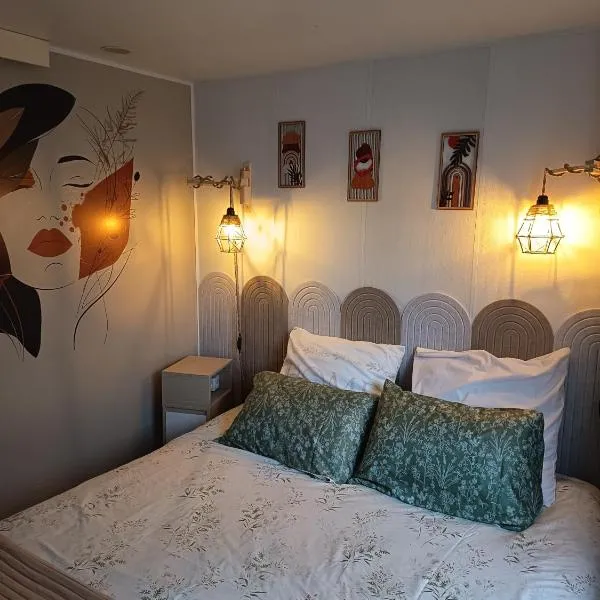 Mobile home – hotel w mieście Quimper