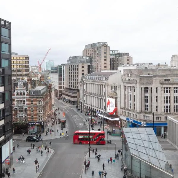 STG Hotel Oxford Street - formerly St Giles London Hotel، فندق في لندن