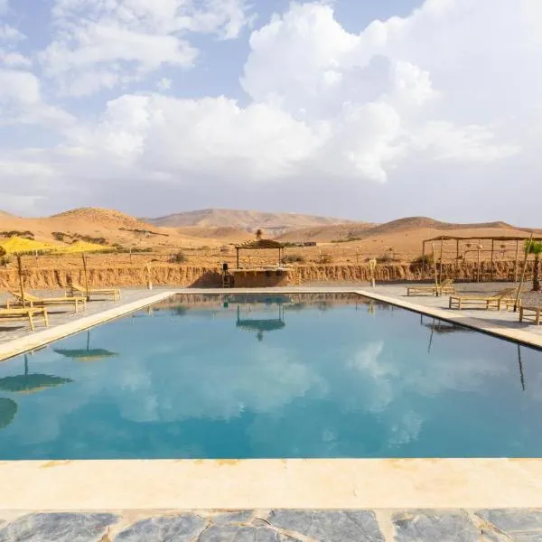 Be Nomad Agafay Camp, hotel a El Karia