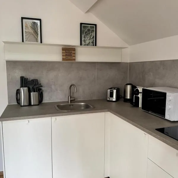 Modernes City-Apartment mit Parkplatz in Steyr, hotel en Steyr