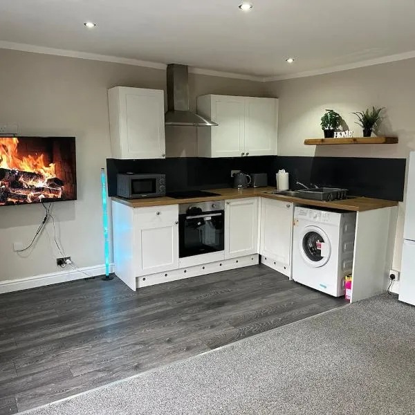 Modern 2 Bed Apartment, Sleeps 4, hotel din Bolton