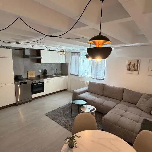 2-Zimmer Souterrain Wohnung, hotel a Kehl am Rhein