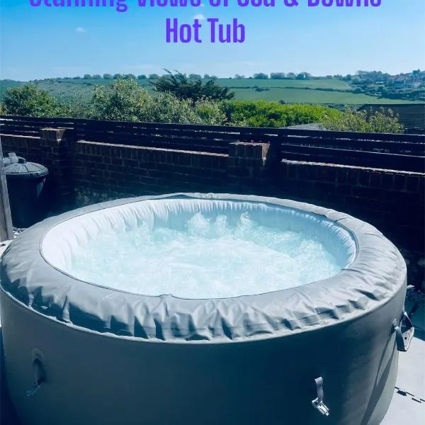 Studio Cabin Retreat with Hot Tub Sea and Downs views in Seaford with own garden, hotel a Seaford