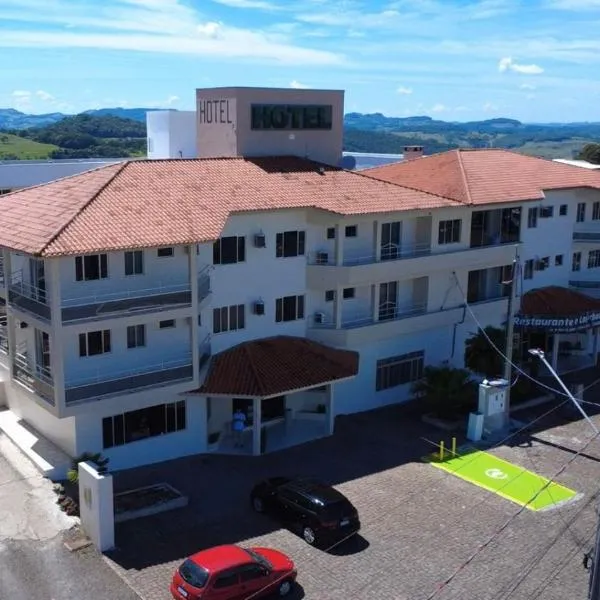 Hotel Maichel, hotel u gradu Erval Velho