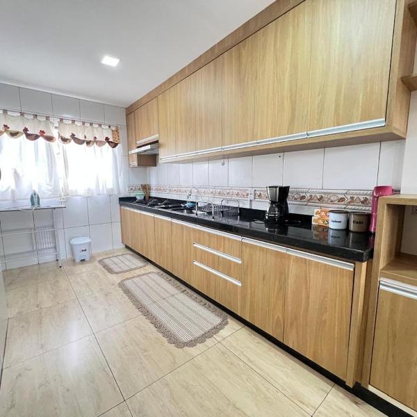 Amplo apartamento, acesso fácil ao Centro e Shopping