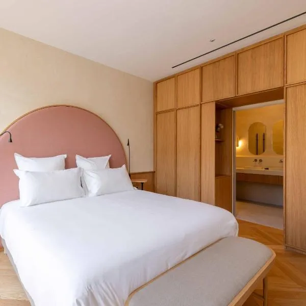 Reims में, होटल Boutique-Hôtel Le N3 par Champagne Thiénot