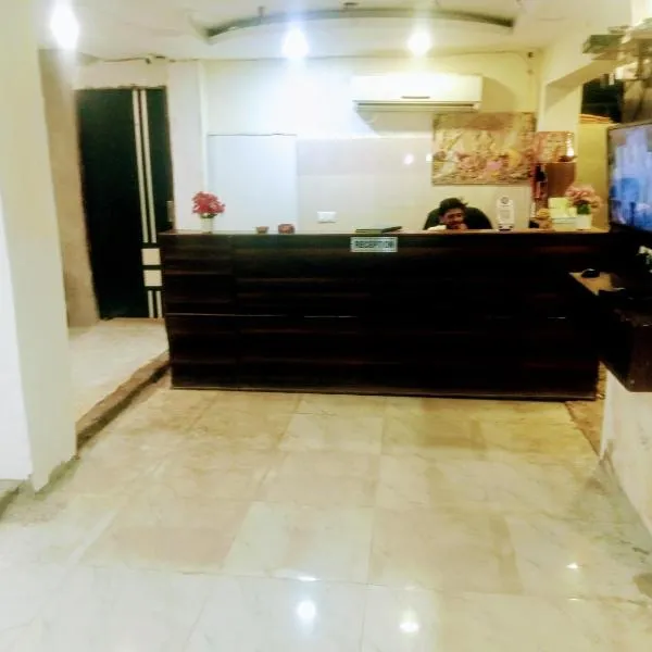 Hotel Alpine photo 2