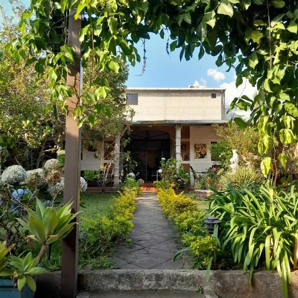 Concepción de Ataco में, होटल GuacamayaGuestHouse
